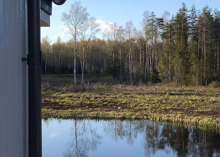 Metsajaerve Puhkemaja Semesterbostad